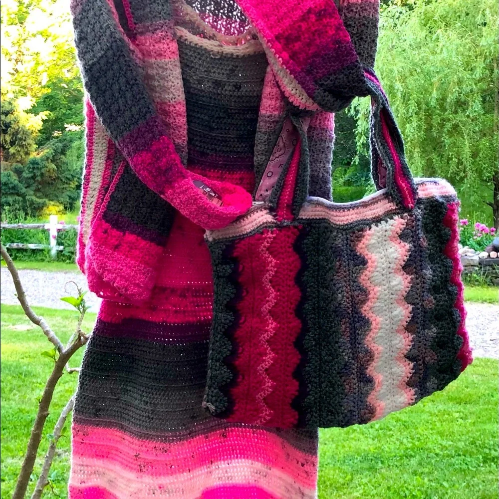 Crocheted Magenta, Lavender, and Gray Chevron Handbag